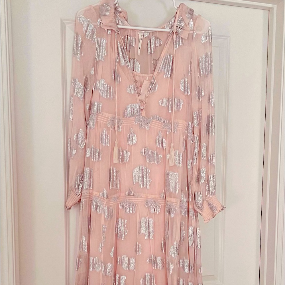 This blush pink XXS Anthropologie maxi dress is so beautiful
